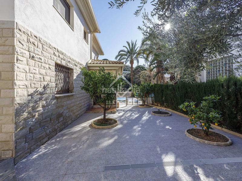 Foto 2492a670-789d-4609-a709-07c92b1d9dc5. Xalet amb calefacció aparcament piscina a El Faro Cullera Foto 2492a670-789d-4609-a709-07c92b1d9dc5. Xalet amb calefacció aparcament piscina a El Faro Cullera