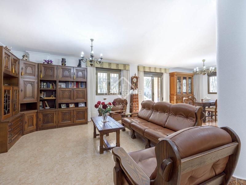 Foto 33c05ae0-cb9f-4525-859f-9dd0e41832bd. Xalet amb calefacció aparcament piscina a El Faro Cullera Foto 33c05ae0-cb9f-4525-859f-9dd0e41832bd. Xalet amb calefacció aparcament piscina a El Faro Cullera