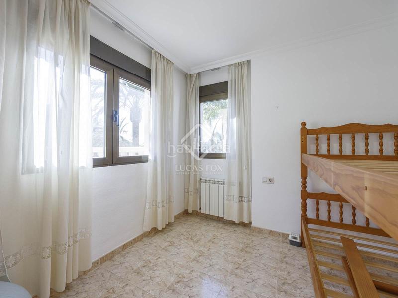 Foto 4cdad766-11ac-40ef-a2eb-89704ed9b938. Xalet amb calefacció aparcament piscina a El Faro Cullera Foto 4cdad766-11ac-40ef-a2eb-89704ed9b938. Xalet amb calefacció aparcament piscina a El Faro Cullera