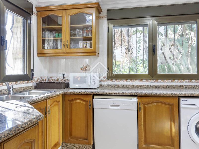 Foto 7484213b-bc62-4a85-bed8-f40b008a2961. Xalet amb calefacció aparcament piscina a El Faro Cullera Foto 7484213b-bc62-4a85-bed8-f40b008a2961. Xalet amb calefacció aparcament piscina a El Faro Cullera