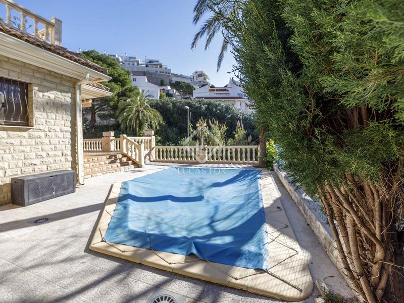 Foto 8ab244c6-c4b4-4e80-ad73-502d1d10b8b4. Xalet amb calefacció aparcament piscina a El Faro Cullera Foto 8ab244c6-c4b4-4e80-ad73-502d1d10b8b4. Xalet amb calefacció aparcament piscina a El Faro Cullera