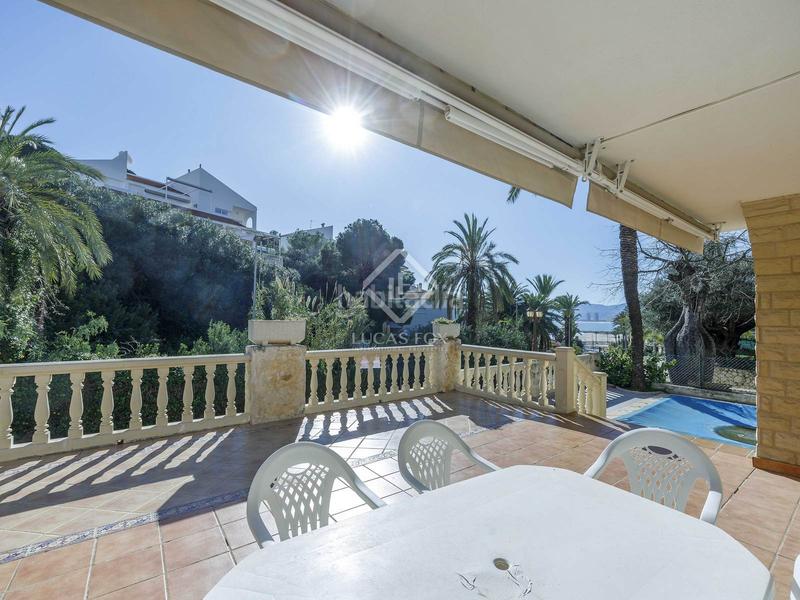 Foto 8f94053c-5cf4-4ff3-9547-f40ea042e0ec. Xalet amb calefacció aparcament piscina a El Faro Cullera Foto 8f94053c-5cf4-4ff3-9547-f40ea042e0ec. Xalet amb calefacció aparcament piscina a El Faro Cullera