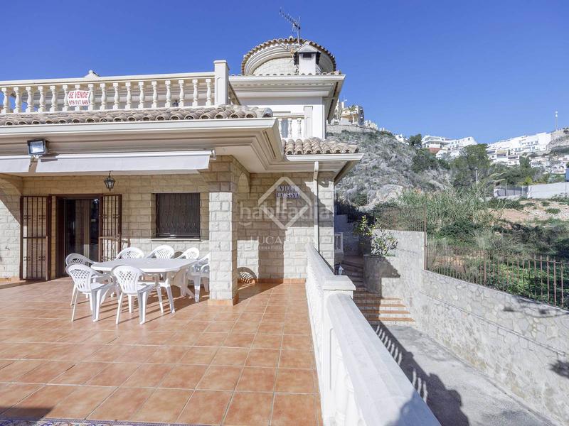 Foto c223d138-9b37-45c8-bc52-478eed019181. Xalet amb calefacció aparcament piscina a El Faro Cullera Foto c223d138-9b37-45c8-bc52-478eed019181. Xalet amb calefacció aparcament piscina a El Faro Cullera