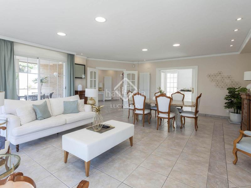Foto 9b8a4996-d0fa-441d-9832-3a09e9840e56. Chalet mit heizung parking pool in El Faro Cullera Foto 9b8a4996-d0fa-441d-9832-3a09e9840e56. Chalet mit heizung parking pool in El Faro Cullera