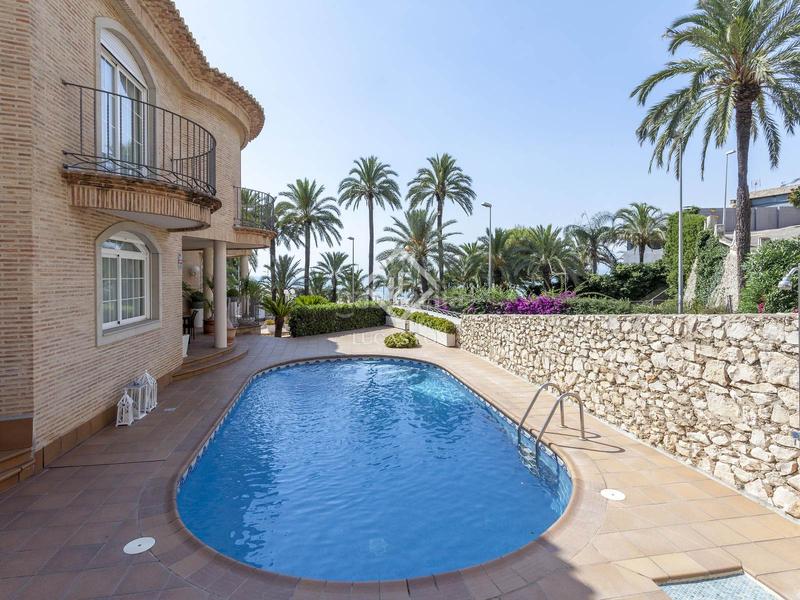 Foto b9b94cf5-2491-4d4f-875b-55836973557f. Chalet mit heizung parking pool in El Faro Cullera Foto b9b94cf5-2491-4d4f-875b-55836973557f. Chalet mit heizung parking pool in El Faro Cullera