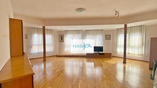 Appartement Avenida de benito pérez galdós. Amplio piso en avda. benito perez galdos en esquina y con todos Appartement Avenida de benito pérez galdós. Amplio piso en avda. benito perez galdos en esquina y con todos