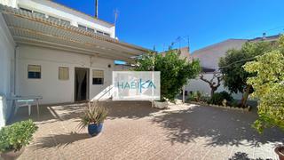 Piano terra in Totana. Planta baja con patio de 150 m2 en buen estado Piano terra in Totana. Planta baja con patio de 150 m2 en buen estado