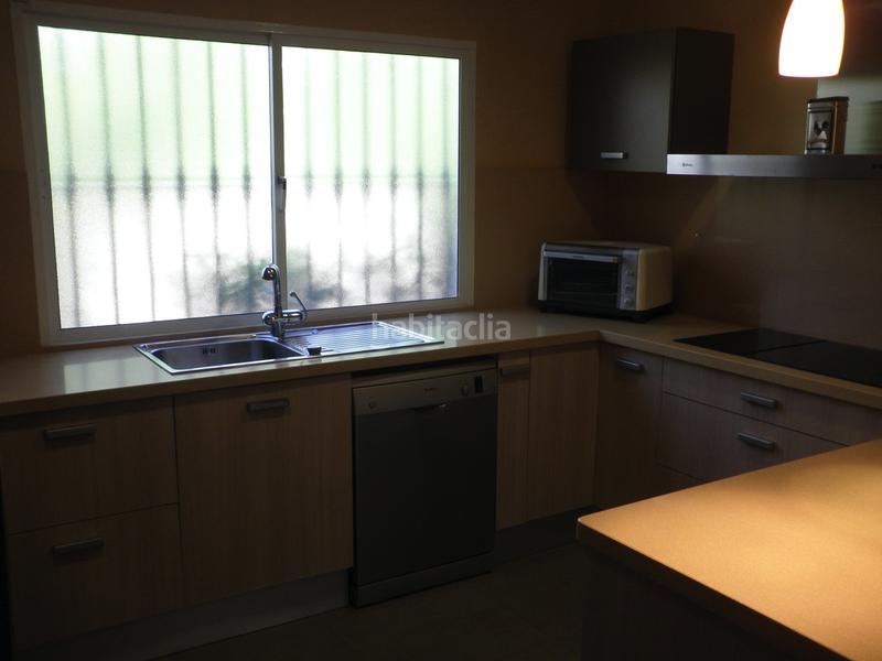 Foto 111a8668-75cd-41a0-a77e-9e07ec3c0688. Maison jumelée avec piscine dans La Concha - Resina Golf Estepona Foto 111a8668-75cd-41a0-a77e-9e07ec3c0688. Maison jumelée avec piscine dans La Concha - Resina Golf Estepona