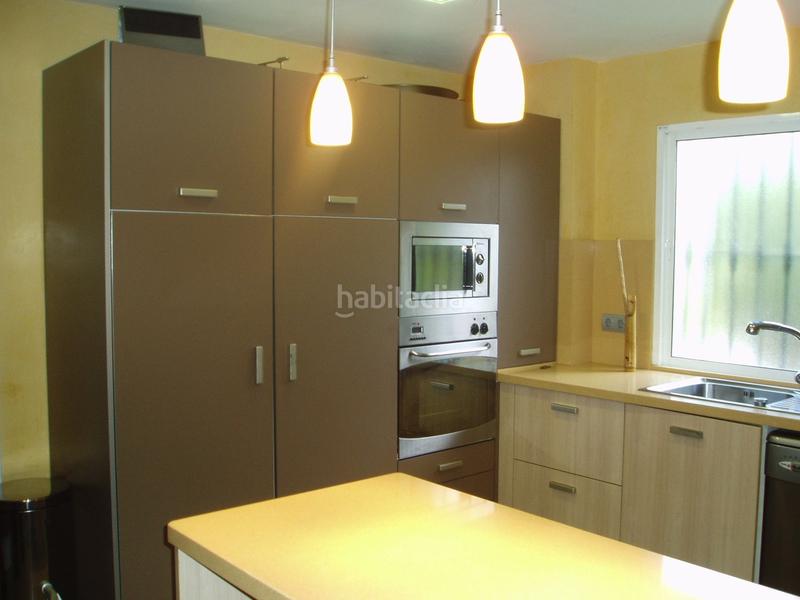 Foto bc708f06-98ab-4ff0-9bc8-3493f21e607a. Maison jumelée avec piscine dans La Concha - Resina Golf Estepona Foto bc708f06-98ab-4ff0-9bc8-3493f21e607a. Maison jumelée avec piscine dans La Concha - Resina Golf Estepona