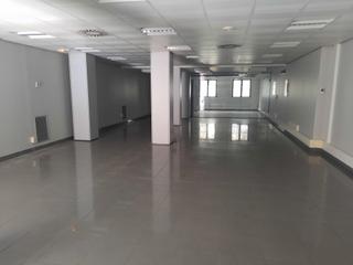 Local commercial  Carrer santa maria. Local ideal oficinas  gimnasio centro de yoga Local commercial  Carrer santa maria. Local ideal oficinas  gimnasio centro de yoga