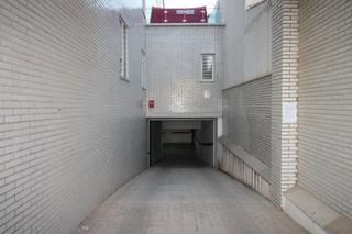 Lloguer Aparcament cotxe a Rafelbunyol. Necesitas plaza de garaje? ofertón!!! Lloguer Aparcament cotxe a Rafelbunyol. Necesitas plaza de garaje? ofertón!!!