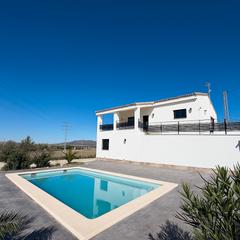 Xalet a Pinoso. Increíble vivienda nueva lista para entrar a vivir, con gran sót Xalet a Pinoso. Increíble vivienda nueva lista para entrar a vivir, con gran sót