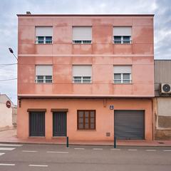 Edificio in Monòver. Edificio con 2 pisos y local en monovar Edificio in Monòver. Edificio con 2 pisos y local en monovar