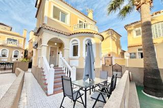 Lloguer Casa a Villamartín-Las Filipinas. Disponible desde hoy...esta preciosa casa se encuentra en la zon Lloguer Casa a Villamartín-Las Filipinas. Disponible desde hoy...esta preciosa casa se encuentra en la zon