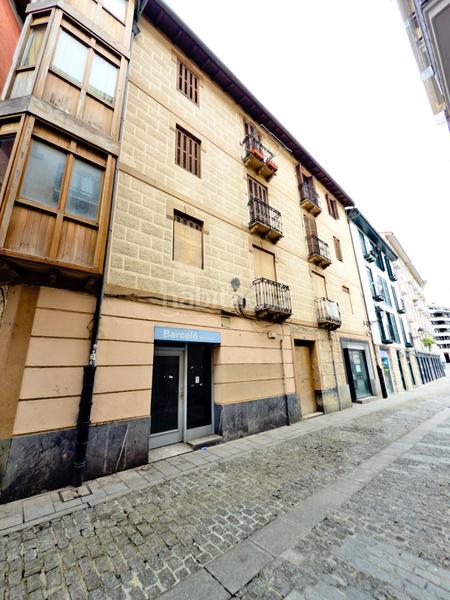 Foto ae6a33b1-a610-4a0e-a61e-44833da16abb. Building in Arrasate o Mondragón Foto ae6a33b1-a610-4a0e-a61e-44833da16abb. Building in Arrasate o Mondragón