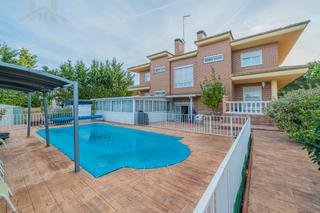 Xalet a Dehesa Vieja-Puente Cultural. Chalet independiente Xalet a Dehesa Vieja-Puente Cultural. Chalet independiente