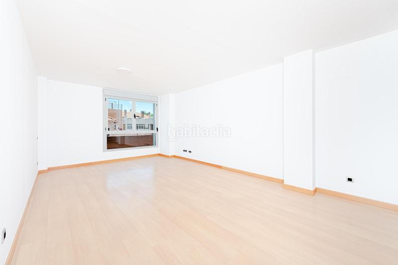 Foto 8f6dd4df-c9dd-46b6-9fac-bd20b0b342b0. Appartement dans condes de Pinto 3 dans Parque Europa-Los Pitufos Pinto Foto 8f6dd4df-c9dd-46b6-9fac-bd20b0b342b0. Appartement dans condes de Pinto 3 dans Parque Europa-Los Pitufos Pinto