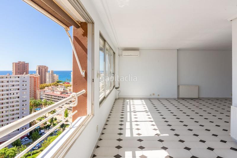 Foto bfa351b0-2a84-4039-9d33-75fbfd94a267. Pis amb calefacció piscina a Levante Alto Benidorm Foto bfa351b0-2a84-4039-9d33-75fbfd94a267. Pis amb calefacció piscina a Levante Alto Benidorm