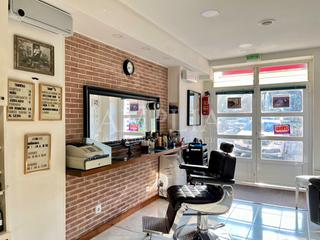 Pas-de-porte Local commercial  Calle río alzania. Traspaso de barbería lista para comenzar a trabajar en azpilagañ Pas-de-porte Local commercial  Calle río alzania. Traspaso de barbería lista para comenzar a trabajar en azpilagañ