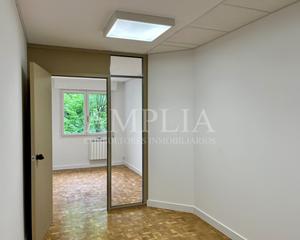 Rent Office space  Calle luis morondo urra. Oficina en azpilagaña con todas las comodidades Rent Office space  Calle luis morondo urra. Oficina en azpilagaña con todas las comodidades