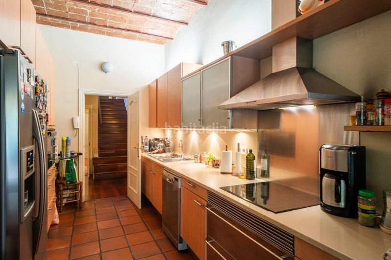 Foto 3c5e64ab-d9b2-40a3-aa4b-40999bb7aed6. Dúplex  con jardín privado, encanto original, carácter y ubicación privilegiada en La Salut, junto a plaza lesseps. en Barcelona Foto 3c5e64ab-d9b2-40a3-aa4b-40999bb7aed6. Dúplex  con jardín privado, encanto original, carácter y ubicación privilegiada en La Salut, junto a plaza lesseps. en Barcelona