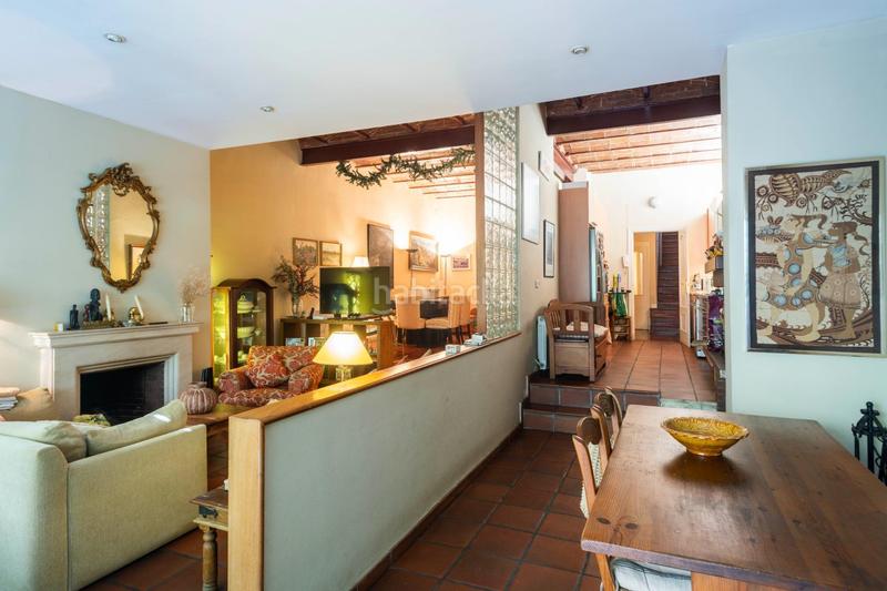 Foto 8e8ddf70-489f-474f-9f36-02bd22e506e2. Dúplex  con jardín privado, encanto original, carácter y ubicación privilegiada en La Salut, junto a plaza lesseps. en Barcelona Foto 8e8ddf70-489f-474f-9f36-02bd22e506e2. Dúplex  con jardín privado, encanto original, carácter y ubicación privilegiada en La Salut, junto a plaza lesseps. en Barcelona