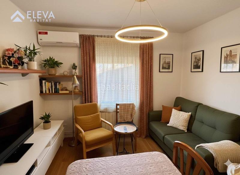 Foto 291cc133-a6e0-47df-ba49-92773557083f. Pis a Joc de la Bola - Camps d'Esports Lleida Foto 291cc133-a6e0-47df-ba49-92773557083f. Pis a Joc de la Bola - Camps d'Esports Lleida