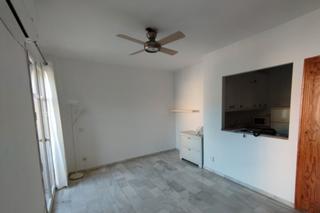 Location Appartement  Calle san patricio 5. Luminoso, a pocos metros del centro urbano Location Appartement  Calle san patricio 5. Luminoso, a pocos metros del centro urbano