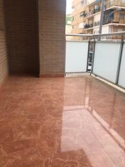 Affitto Appartamento in Casco Antiguo. Alquiler piso seminuevo a  200  metros de la playa Affitto Appartamento in Casco Antiguo. Alquiler piso seminuevo a  200  metros de la playa