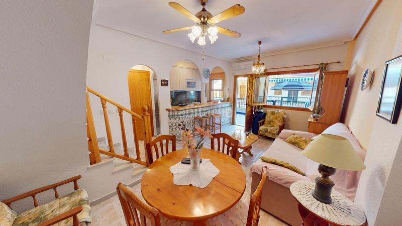 Foto 97e12633-8667-472e-8a86-ccc5bf4eff8b. Zweistöckige wohnung mit pool in Los Europeos Torrevieja Foto 97e12633-8667-472e-8a86-ccc5bf4eff8b. Zweistöckige wohnung mit pool in Los Europeos Torrevieja