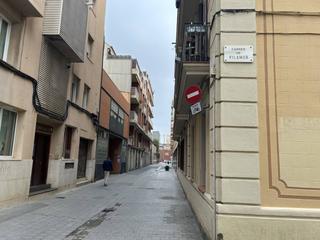 Autoparkplatz  Vilamur. Parking  c vilamur  les corts Autoparkplatz  Vilamur. Parking  c vilamur  les corts