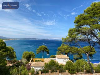 Chalet à Sa Riera-Sa Fontansa. Villa de lujo en primera línea con piscina infinity y acceso dir Chalet à Sa Riera-Sa Fontansa. Villa de lujo en primera línea con piscina infinity y acceso dir