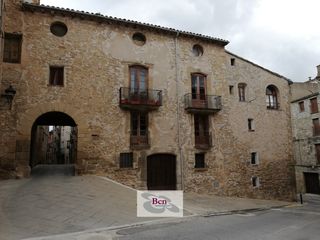 Palazzetto in Santa Coloma de Queralt. De tres plantas Palazzetto in Santa Coloma de Queralt. De tres plantas