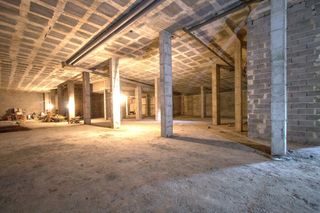 Business premise in Carrer industria, 15. Local de 1.438 m2 en los molinos Business premise in Carrer industria, 15. Local de 1.438 m2 en los molinos