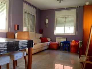 Rent House Av.anselm de rius. Patio 80 m2. terraza 19 m2. Rent House Av.anselm de rius. Patio 80 m2. terraza 19 m2.