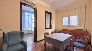 Appartement à Sants. Piso en venta de 90m2 a reformar en calle olzinelles Appartement à Sants. Piso en venta de 90m2 a reformar en calle olzinelles
