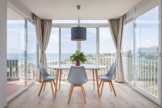 Appartement à Bellamar. Exclusiva joya reformada con vistas al mar en la urbanización be Appartement à Bellamar. Exclusiva joya reformada con vistas al mar en la urbanización be