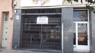 Local Comercial en Carrer marina, 17. Muchas posibilidades Local Comercial en Carrer marina, 17. Muchas posibilidades
