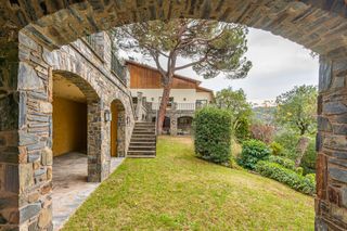 Chalet Carrer barcelona Chalet Carrer barcelona