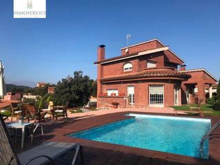 Torre Carrer pau (la). Magnífica con piscina Torre Carrer pau (la). Magnífica con piscina