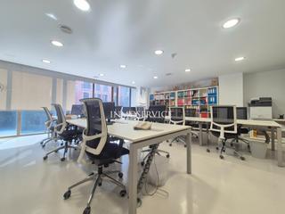 Office space  Carrer de valència. Oficina de lujo en venta! Office space  Carrer de valència. Oficina de lujo en venta!