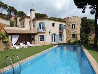 Miete Chalet in Sant Pol. Lujosa casa con vistas al mar Miete Chalet in Sant Pol. Lujosa casa con vistas al mar