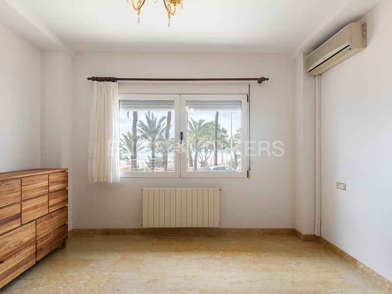 Foto 64cb906b-9790-42d2-afc4-a38778a0c41d. Casa magnífica casa independiente frente al mar en Cullera Foto 64cb906b-9790-42d2-afc4-a38778a0c41d. Casa magnífica casa independiente frente al mar en Cullera