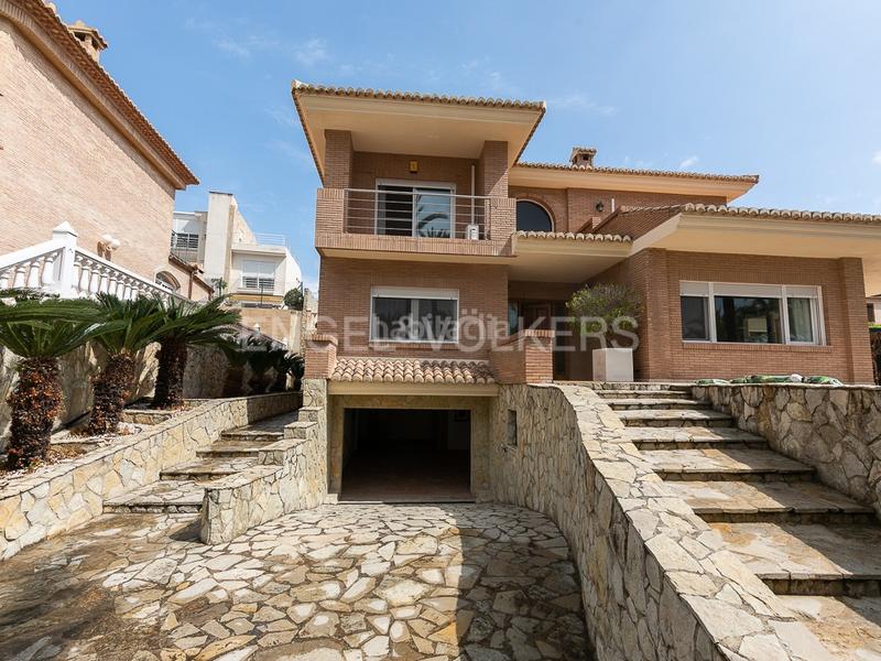 Foto ab379f0e-c8f7-434e-aa83-b974363d74b6. Casa magnífica casa independiente frente al mar en Cullera Foto ab379f0e-c8f7-434e-aa83-b974363d74b6. Casa magnífica casa independiente frente al mar en Cullera