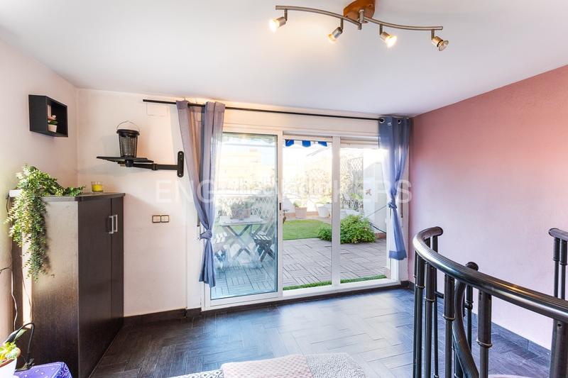 Foto d4107b1f-d17b-4973-a5bb-f9d9f0a461d8. Casa amb calefacció aparcament a Silla Foto d4107b1f-d17b-4973-a5bb-f9d9f0a461d8. Casa amb calefacció aparcament a Silla