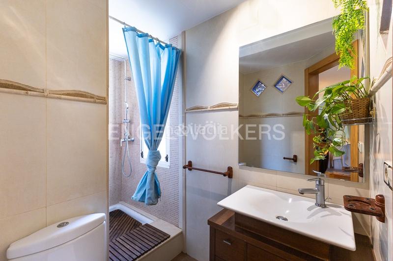 Foto d6f5fc61-c298-4183-af5e-96b48f2c1db8. Casa amb calefacció aparcament a Silla Foto d6f5fc61-c298-4183-af5e-96b48f2c1db8. Casa amb calefacció aparcament a Silla