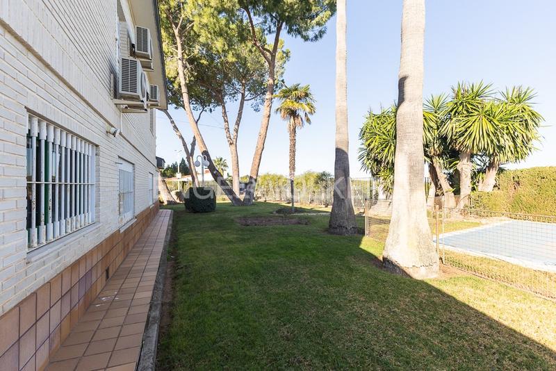 Foto 0c019f1e-a1e3-40b9-80f1-3749859ad9be. Rent house with heating parking pool in Cumbres de Calicanto Torrent Foto 0c019f1e-a1e3-40b9-80f1-3749859ad9be. Rent house with heating parking pool in Cumbres de Calicanto Torrent