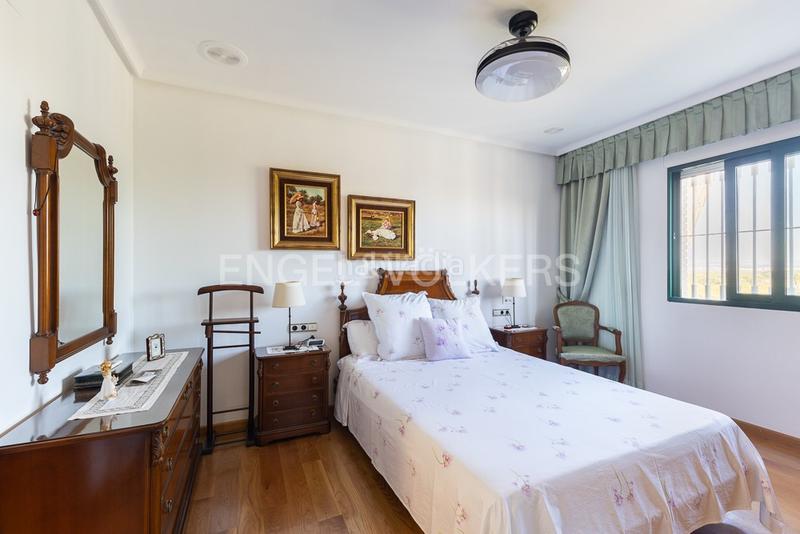 Foto 605a6529-4802-4db2-9cc9-8c3622641343. Rent house with heating parking pool in Cumbres de Calicanto Torrent Foto 605a6529-4802-4db2-9cc9-8c3622641343. Rent house with heating parking pool in Cumbres de Calicanto Torrent