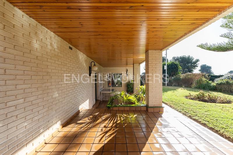 Foto 7416833b-cda4-4d46-8f84-c66ef530d067. Rent house with heating parking pool in Cumbres de Calicanto Torrent Foto 7416833b-cda4-4d46-8f84-c66ef530d067. Rent house with heating parking pool in Cumbres de Calicanto Torrent