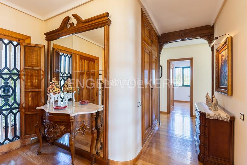 Foto 741a45f3-fee4-48b9-ab32-696b4f09faba. Rent house with heating parking pool in Cumbres de Calicanto Torrent Foto 741a45f3-fee4-48b9-ab32-696b4f09faba. Rent house with heating parking pool in Cumbres de Calicanto Torrent